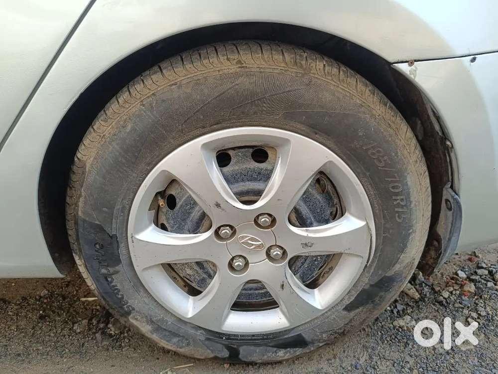 Hyundai Verna 2011 Petrol 86000 Km Driven