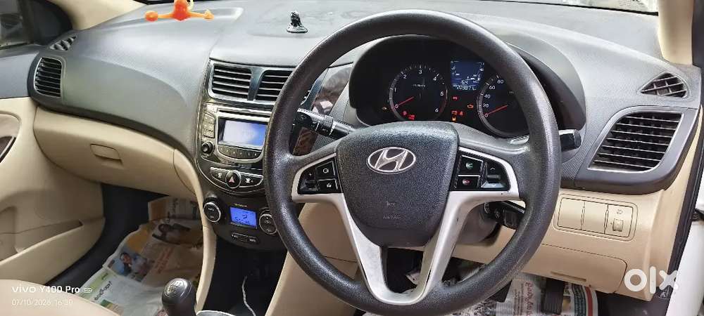 Hyundai Verna 2015