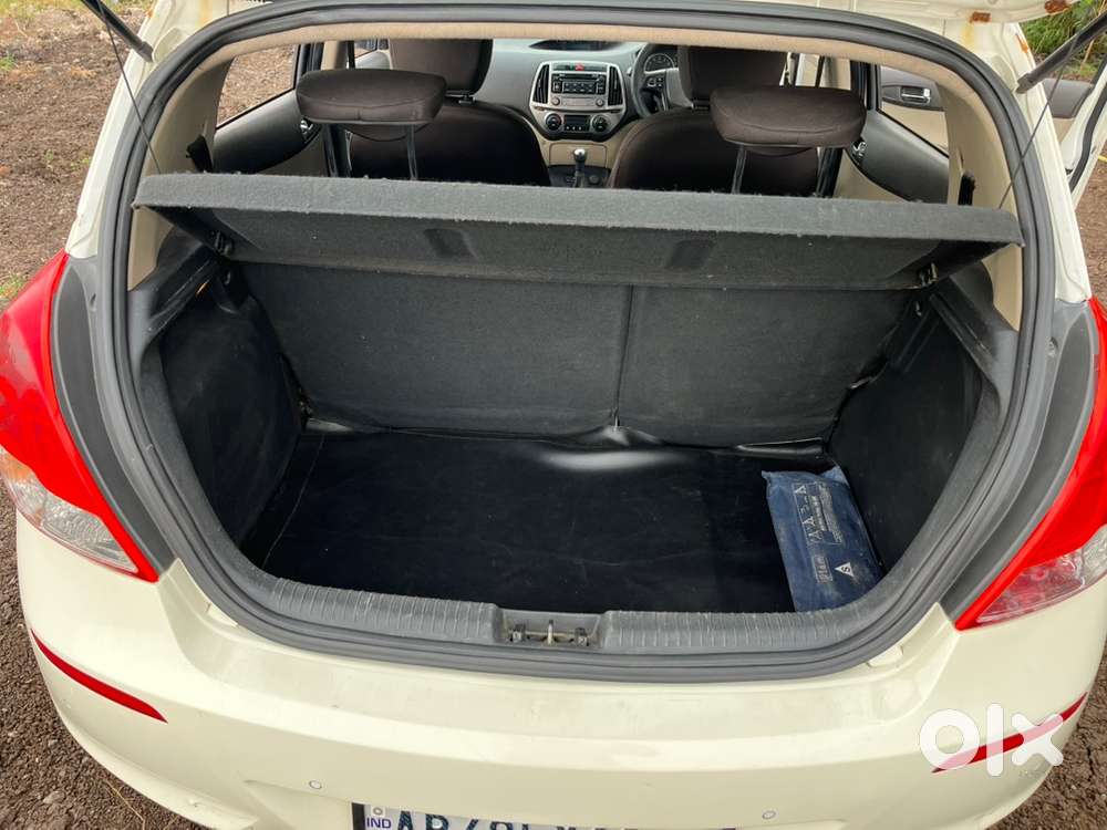 Hyundai Car Manual 2013