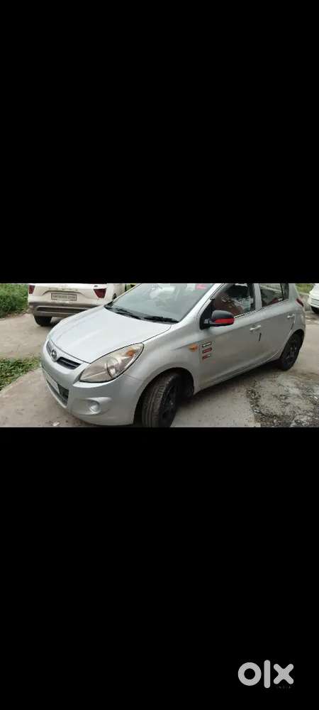 Hyundai I20 2009 Lpg Well Maintained