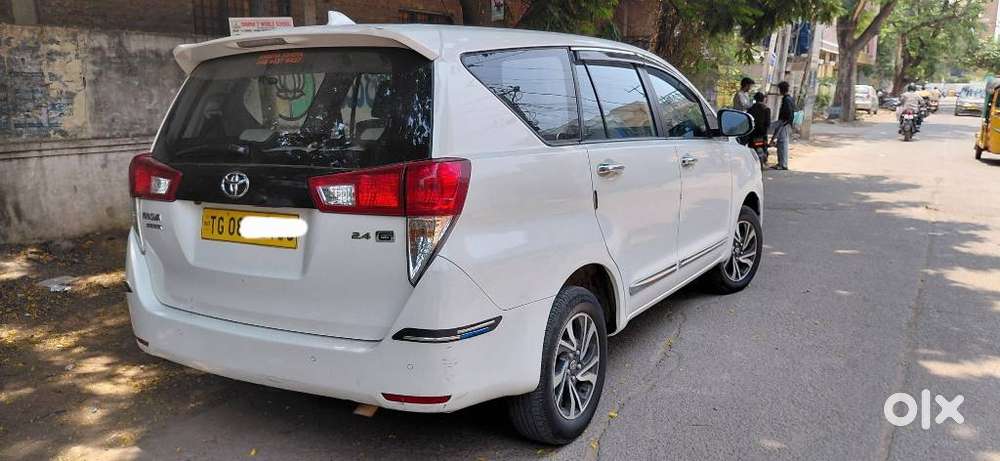 Toyota Innova Crysta 2.4 Gx Limited Edition 8 Str, 2024, Diesel