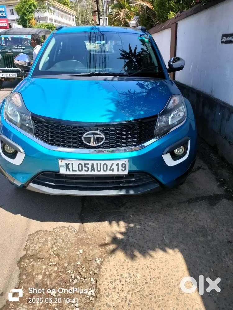 Tata Nexon  Xm, 2019, Without Sunroof.