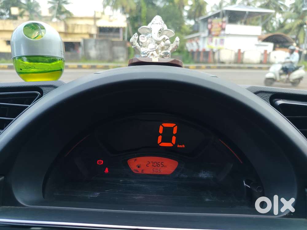 Maruti Suzuki S-presso Vxi Plus, 2022, Petrol