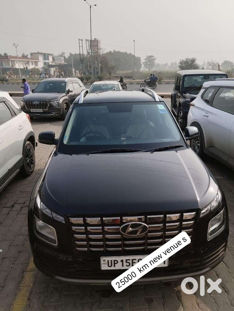 Hyundai Venue S Turbo, 2023, Petrol