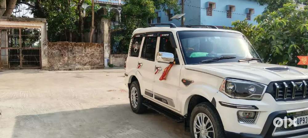 Mahindra Scorpio Classic 2016 Diesel 85000 Km Driven
Very Good