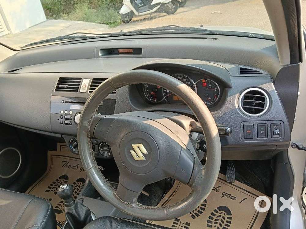 Maruti Suzuki Swift Dzire Vxi Optional, 2011, Petrol