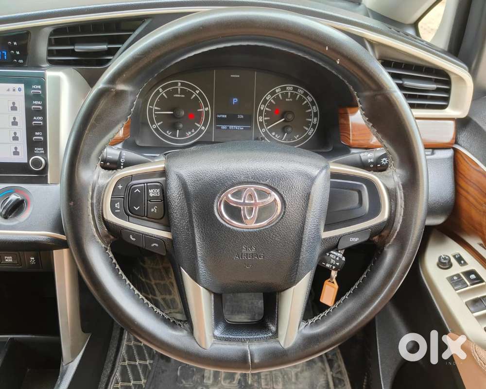 Toyota Innova Crysta [2020-ongoing] 2.4 Gx 8 Str, 2022, Diesel