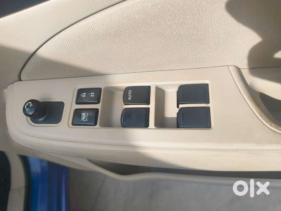 Maruti Suzuki Dzire 1.2 Vxi, 2019, Petrol
