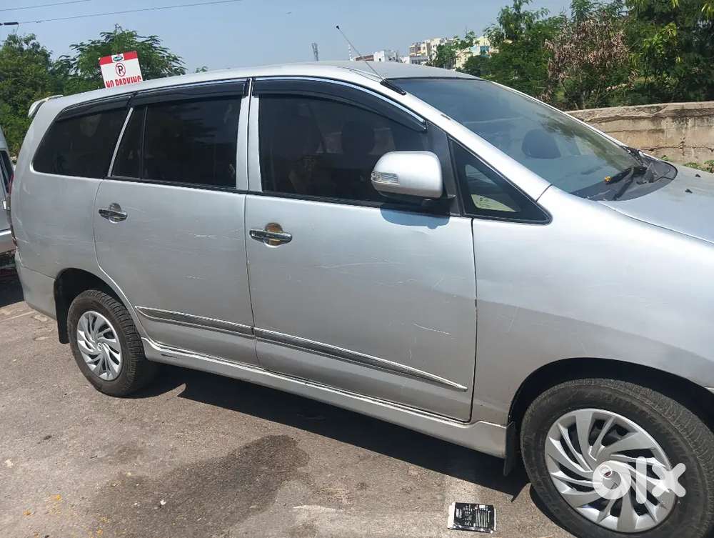 Toyota Innova 2011 Diesel Well Maintained