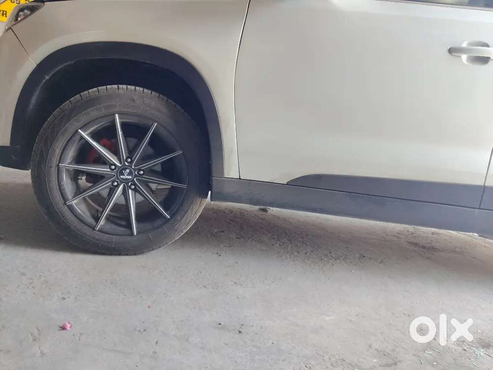 Newly Tyre And Alloy . Well Maintained Car