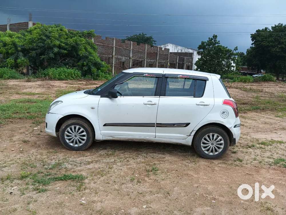 Maruti Suzuki Swift 2008 Diesel 215000 Km Driven