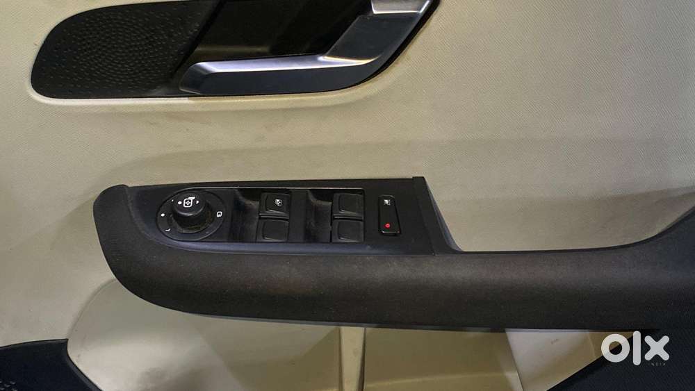 Tata Altroz Xz, 2021, Petrol