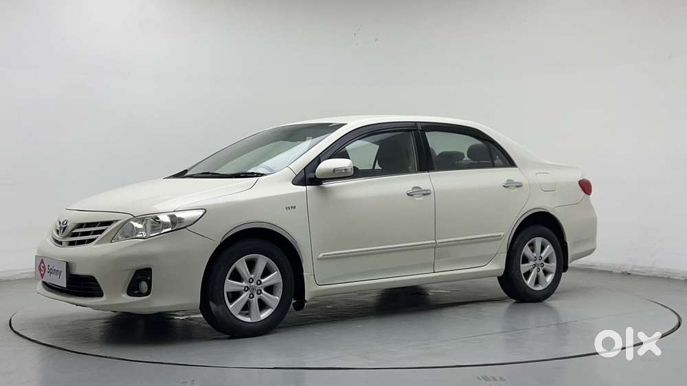 Toyota Corolla Altis 1.8 G, 2013, Petrol