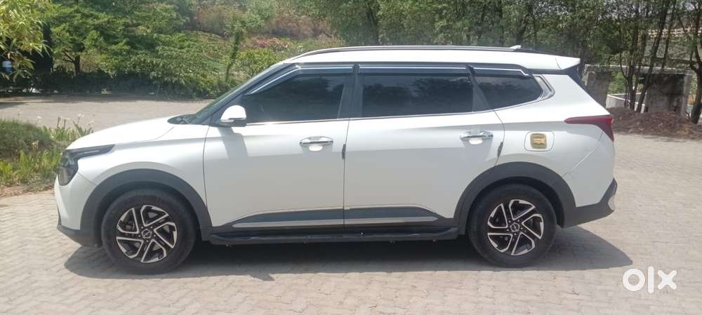 Kia Carens Luxury (o)1.5 Diesel At 7 Str, 2022, Diesel