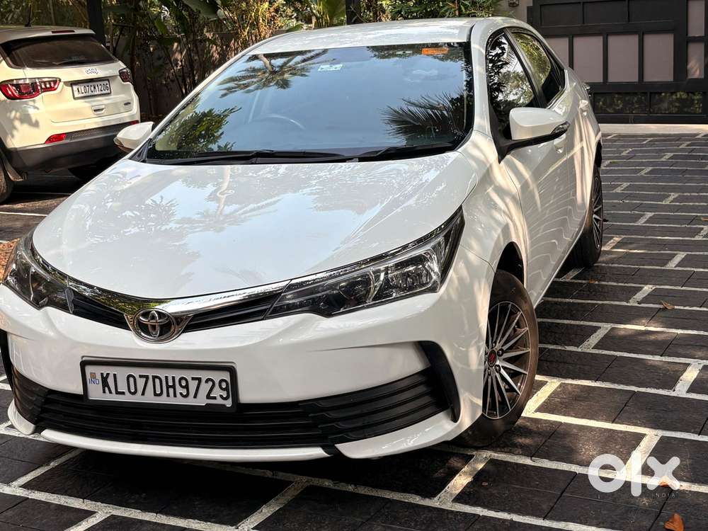 Toyota Corolla Altis 2013-2017 D-4d J, 2017, Diesel