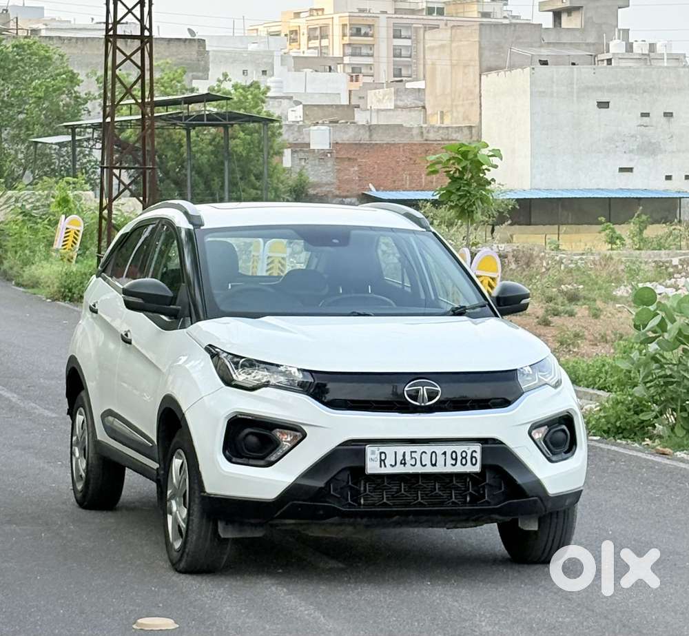 Tata Nexon 1.2 Revotron Xz, 2022, Petrol