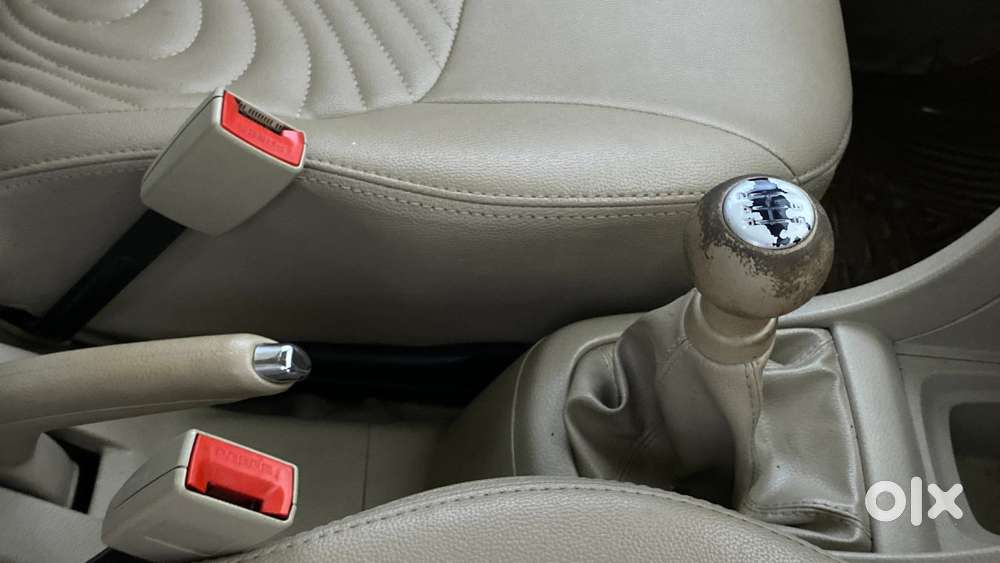 Maruti Suzuki Ertiga 2012-2015 Vxi Cng, 2015, Cng & Hybrids