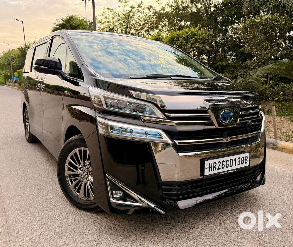 Toyota Vellfire Vip – Executive Lounge, 2023, Petrol