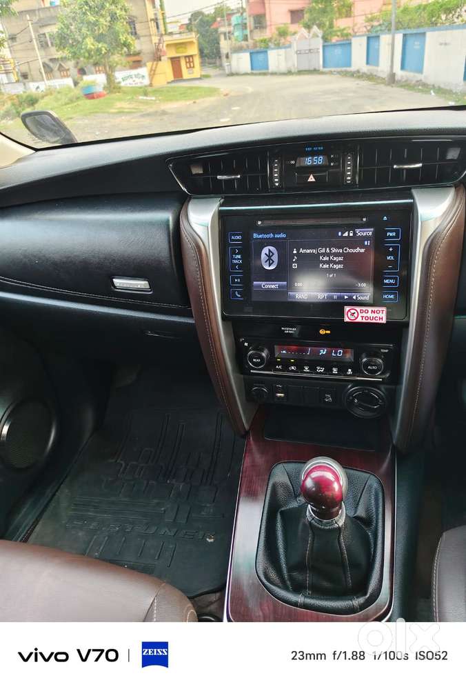 Toyota Fortuner 4x4 Manual Limited Edition, 2017, Diesel