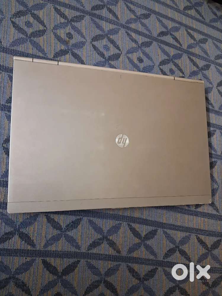 It's a best laptop under budget only a single line on display