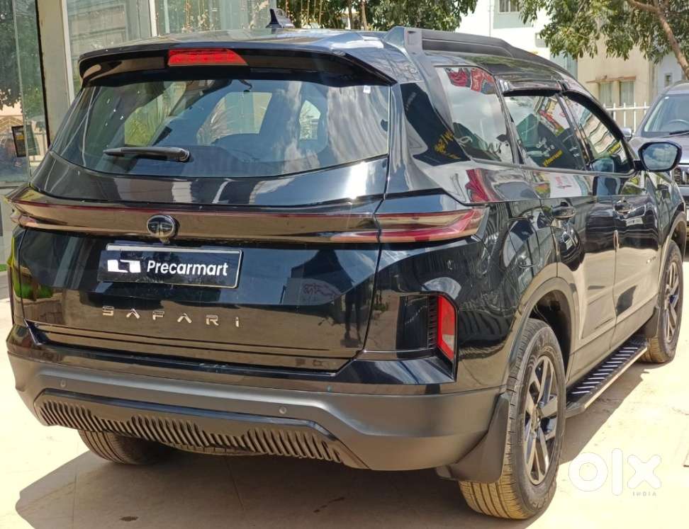 Tata Safari Pure Plus S Dark Edition At, 2024, Diesel
