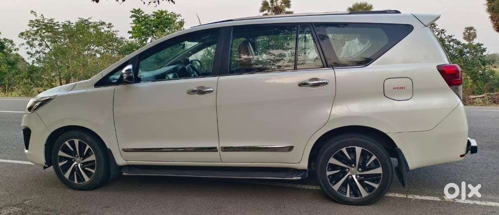 Toyota Innova Crysta Zx 2.4 Diesel 7 Seater, 2022, Diesel