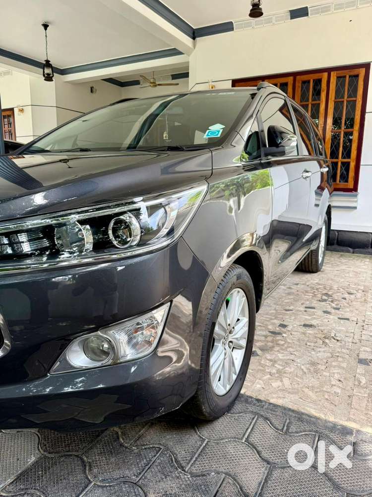 Toyota Innova Crysta 2.4 Z 7 Str, 2016, Diesel