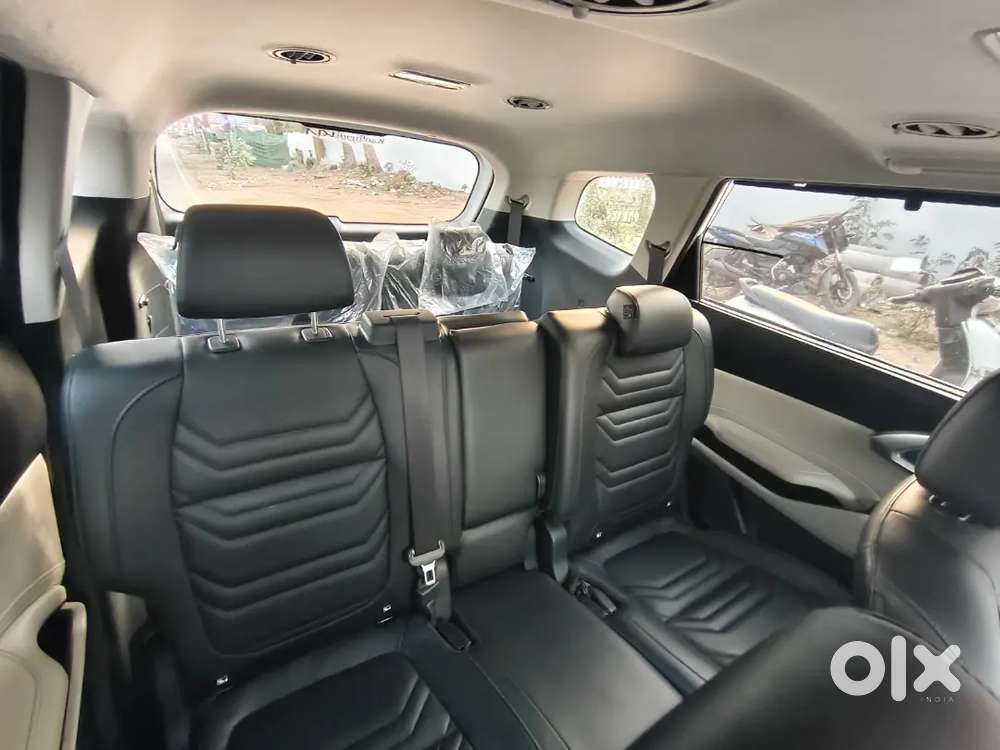 Kia Carens Gravity 2025