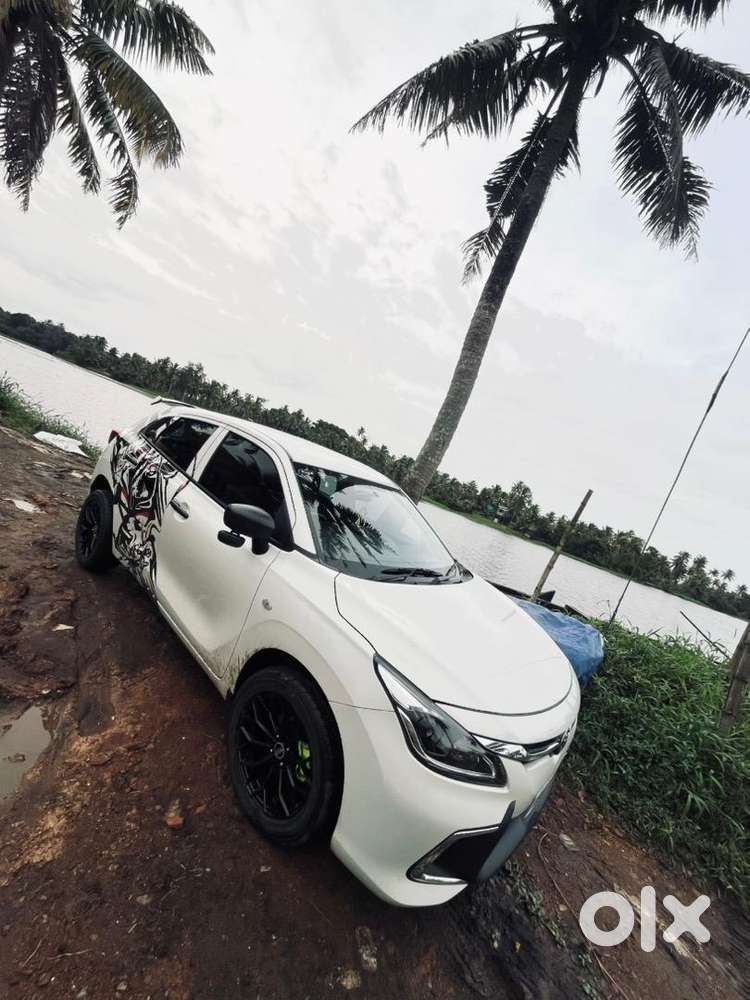 Toyota Glanza 2024 Petrol Well Maintained