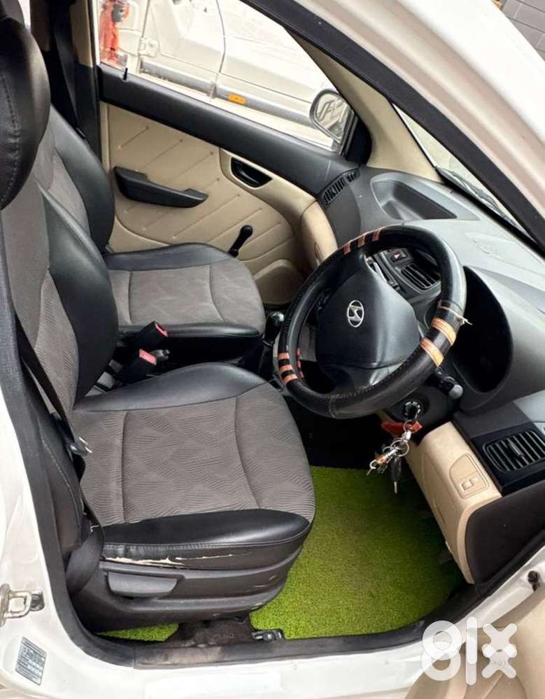 Hyundai Eon 2012 Petrol Well Maintained