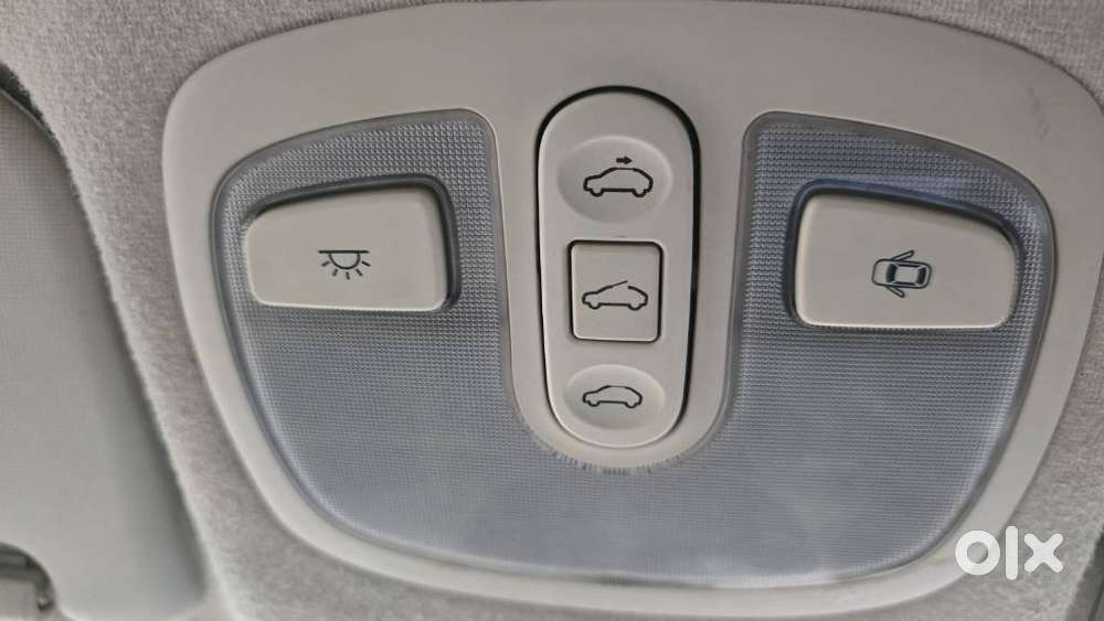 Hyundai I10 Asta 1.2 At With Sunroof, 2010, Petrol