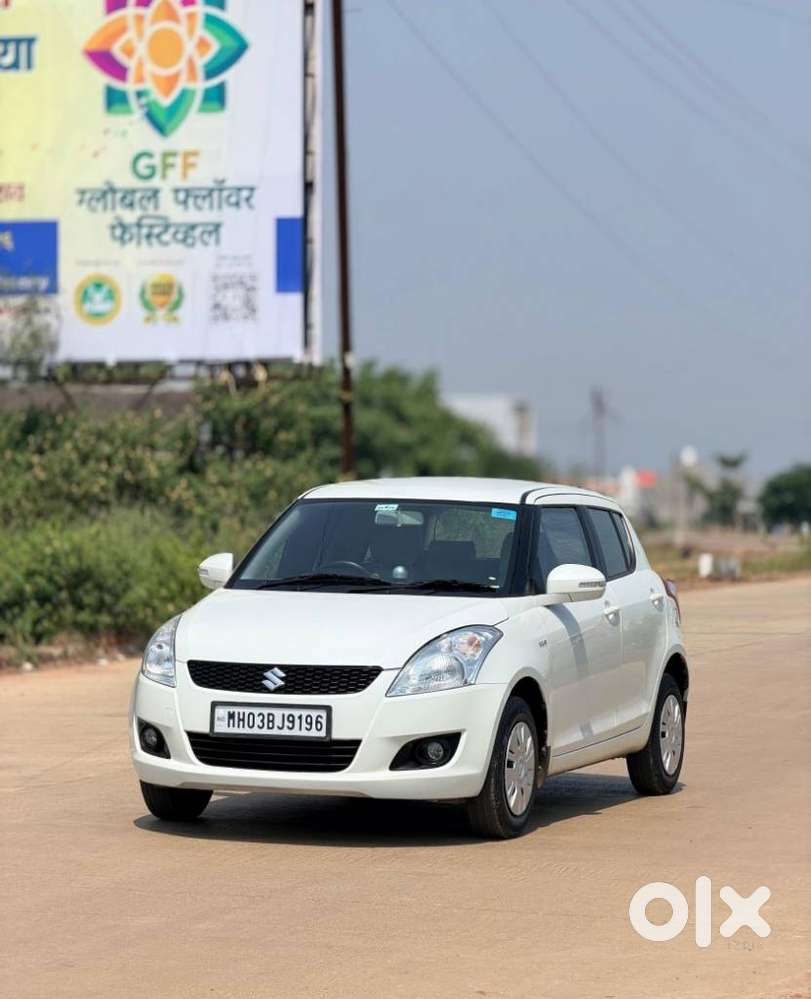 Maruti Suzuki Swift Vxi With Abs, 2014, Petrol
