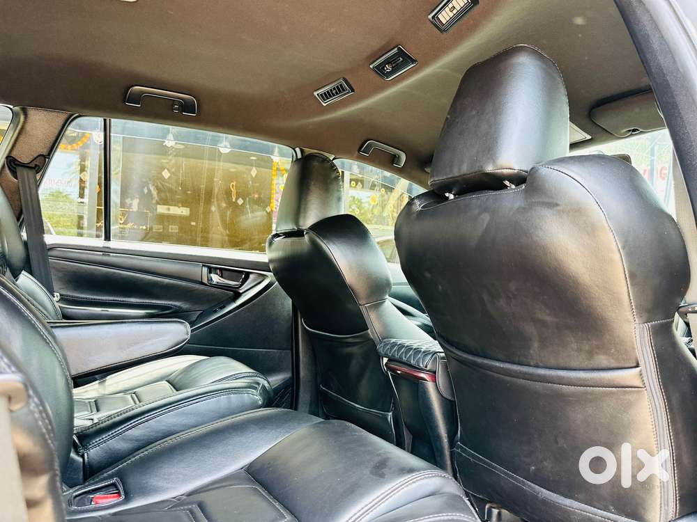Toyota Innova Crysta 2.8 Gx At, 2016, Diesel