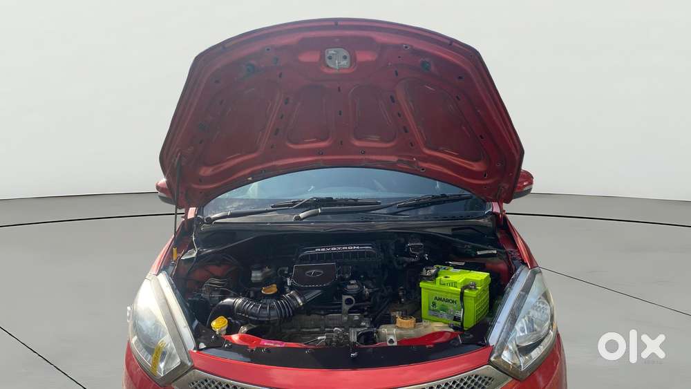 Tata Tiago 1.2 Revotron Xza, 2018, Petrol