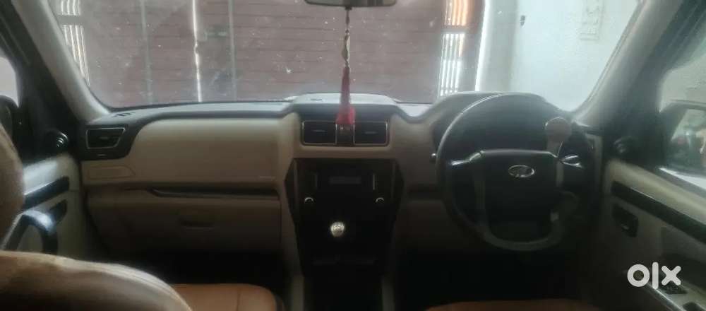 Mahindra Scorpio Classic 2015 Diesel Manual