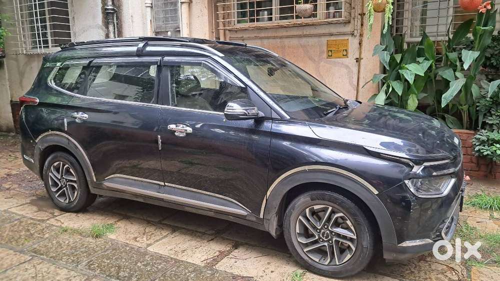 Kia Carens Luxury Fully Loaded Petrol Well Maintained