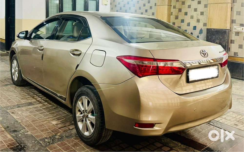 Toyota Corolla Altis 2016