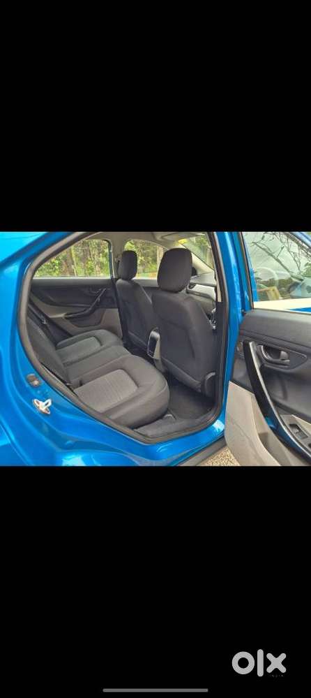 Tata Nexon 1.2 Revotron Xma, 2019, Petrol