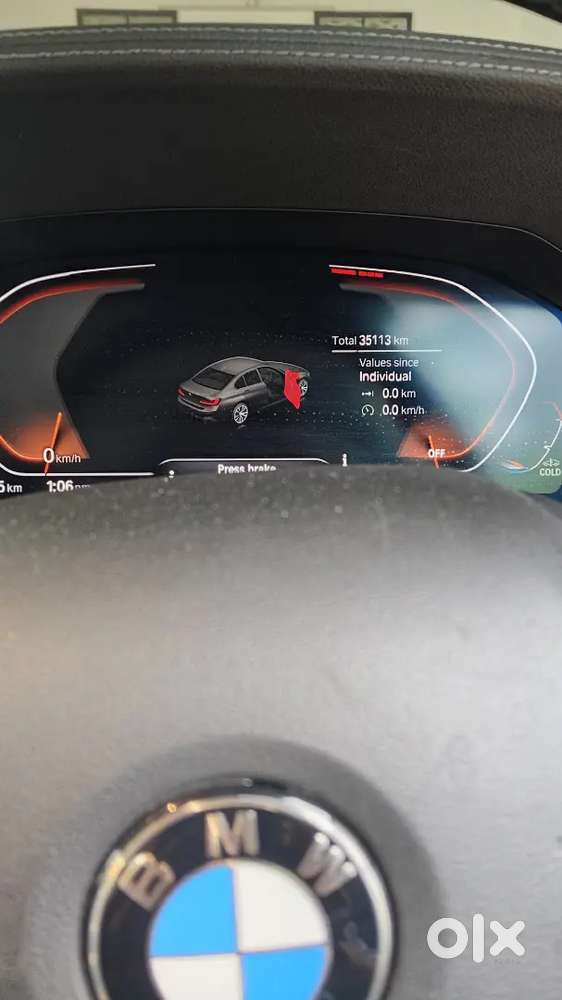 Bmw 3 Series 2022 Luxury Line -  Co Maintained In Excellent Condition