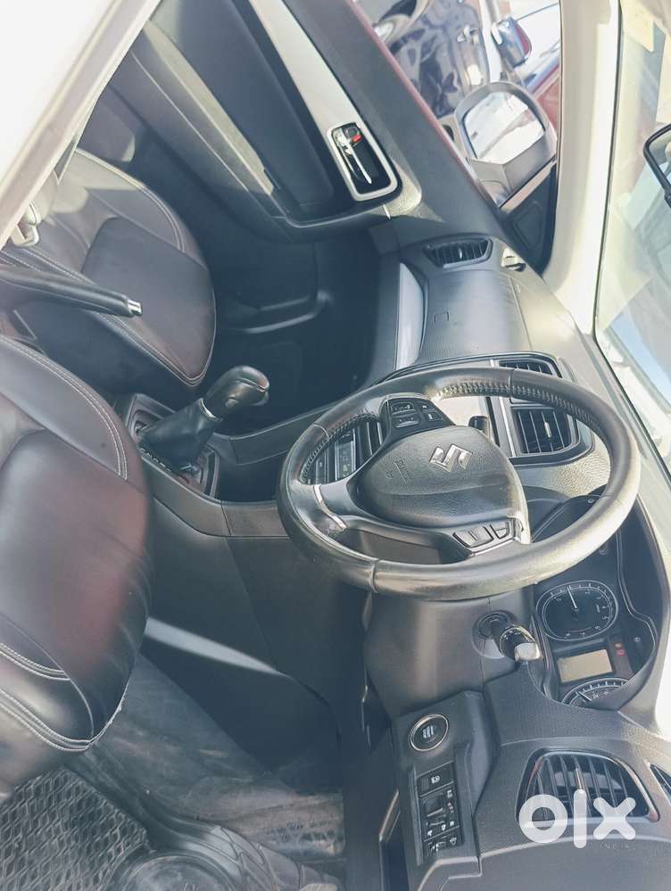 Maruti Suzuki Brezza 1.5 Zxi Plus At Smart Hybrid, 2020, Petrol