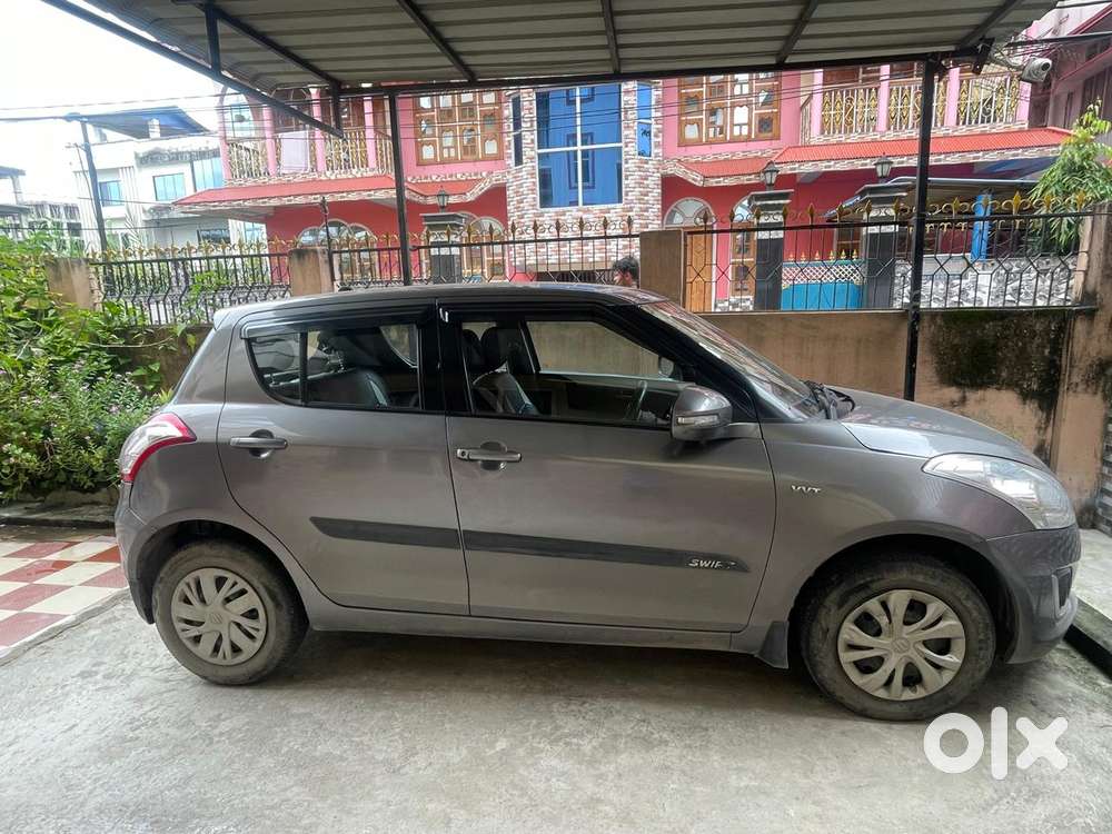 Maruti Suzuki Swift Vxi 1.2 Abs Bs-iv, 2018, Petrol