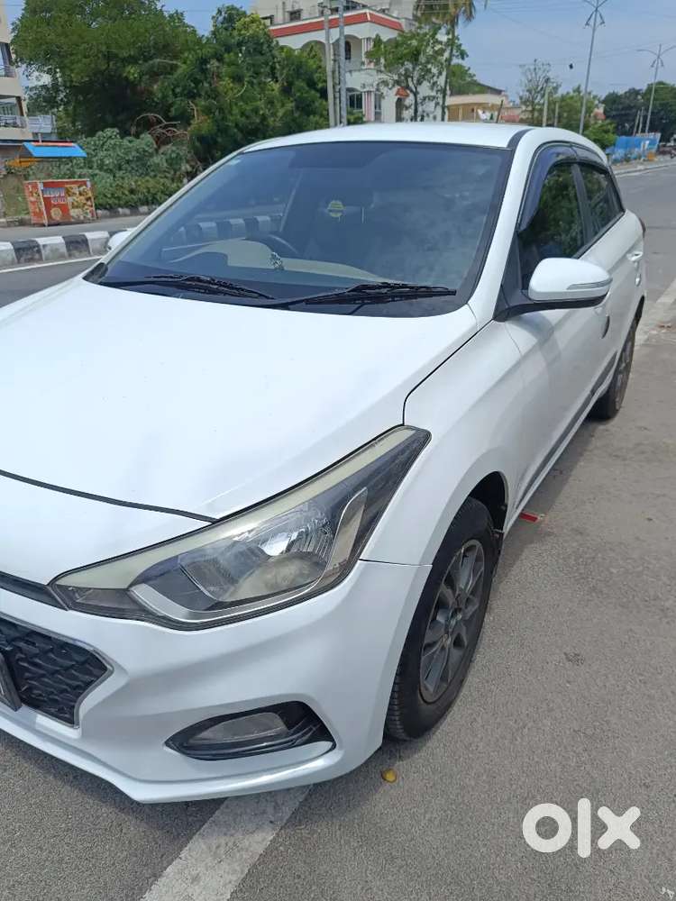 Hundai 120 Sportz Plus Vtvt