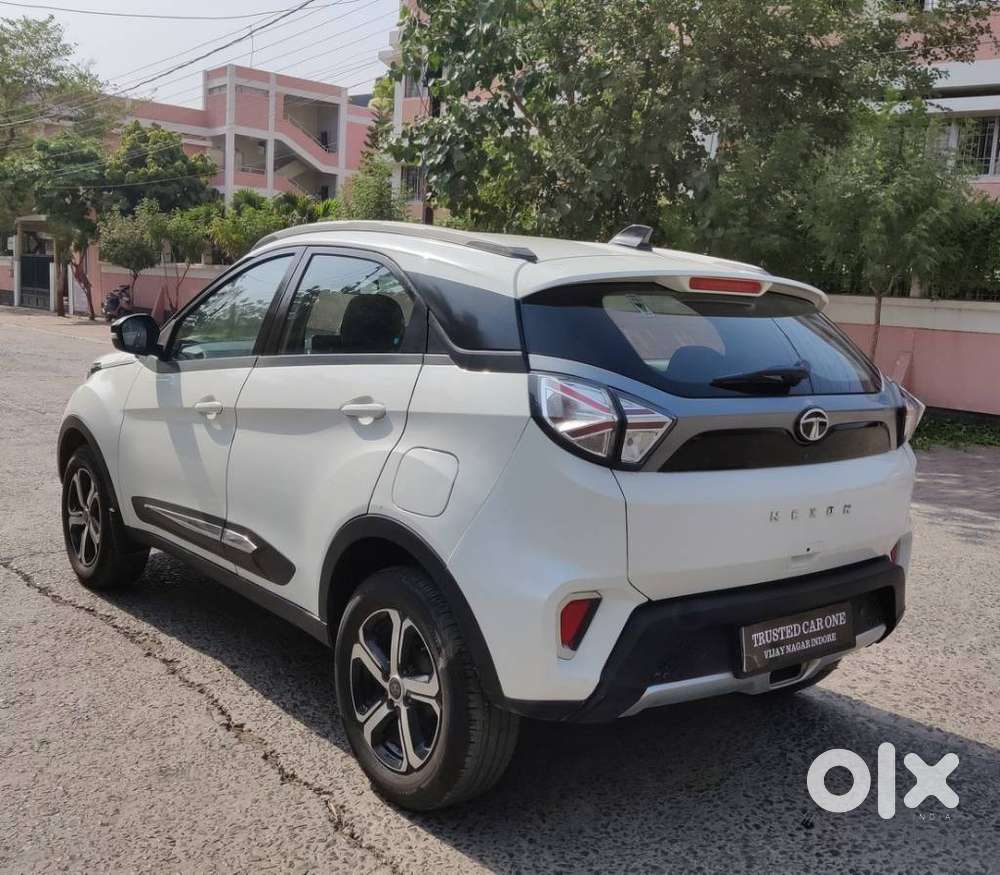 Tata Nexon 1.2 Revotron Xz Plus, 2022, Petrol