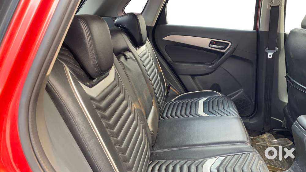 Maruti Suzuki Vitara Brezza Zdi Plus Dual Tone, 2017, Diesel