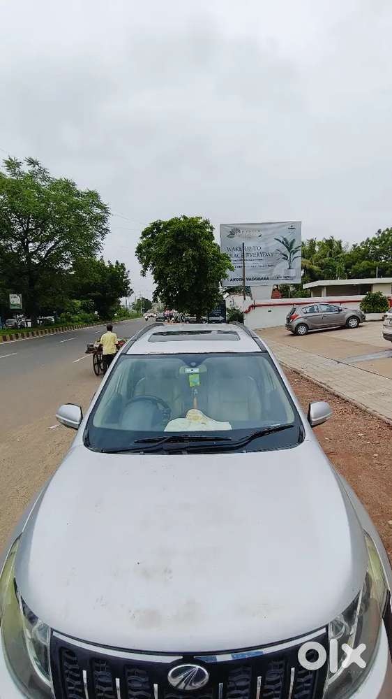 Mahindra Xuv500 2.2 2018