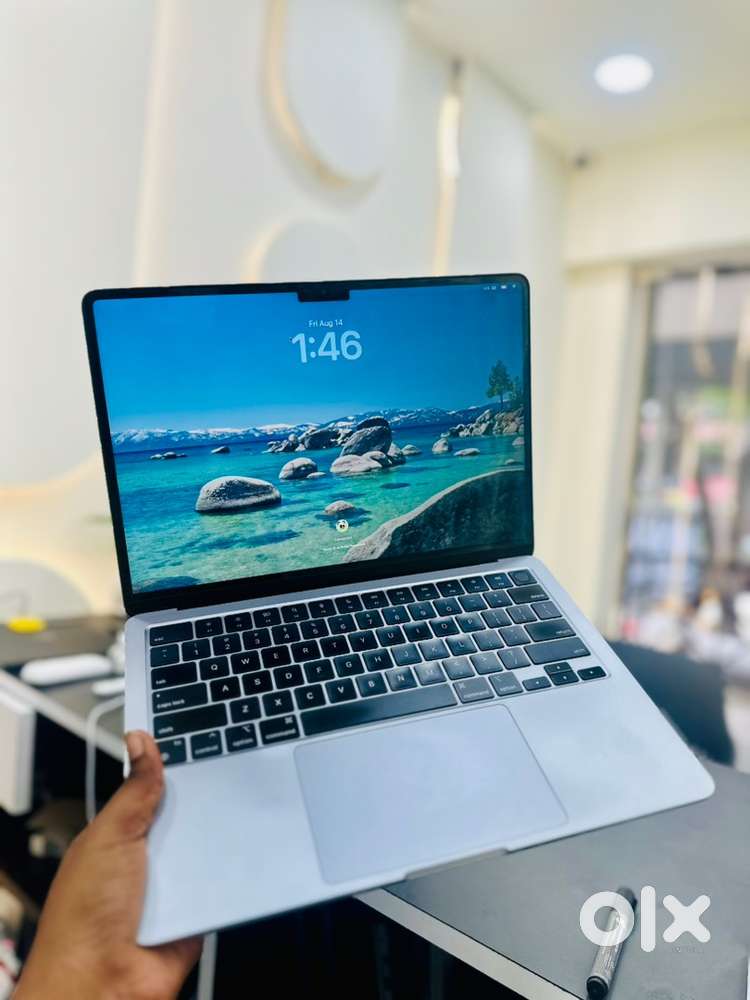 A2681 MACBOOK AIR M2  8/512