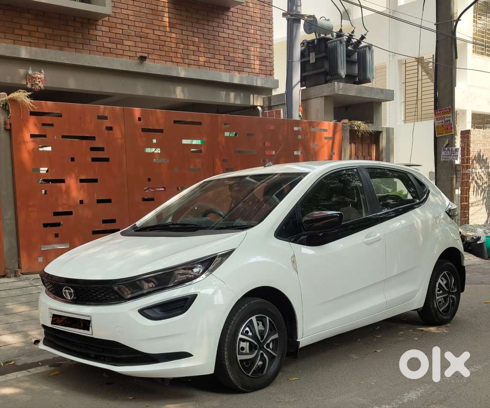 Tata Altroz 1.2 Xm, 2024, Petrol