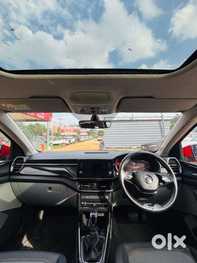 Skoda Kushaq 1.0 Tsi Style At, 2022, Petrol