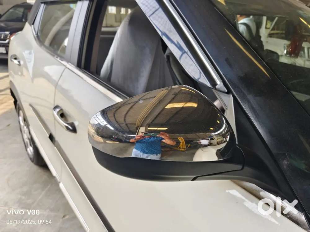 Mahindra Xuv300 Turbosport 2022 Petrol 8000 Km Driven