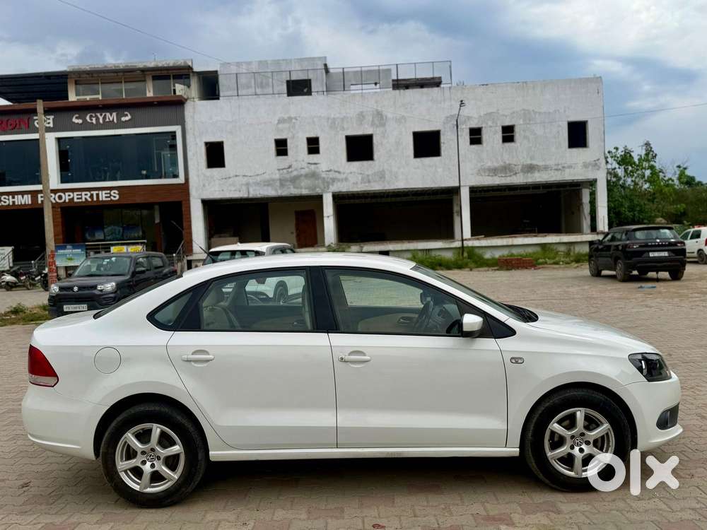 Volkswagen Vento 1.6 Highline Plus 16 Alloy, 2013, Diesel